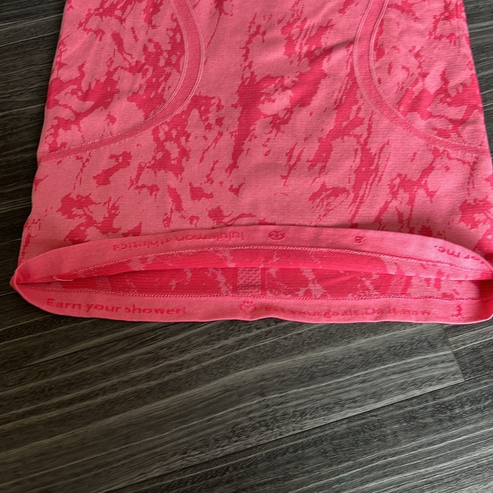 Lululemon Swifty Tech Racerback - Picture 7 of 8